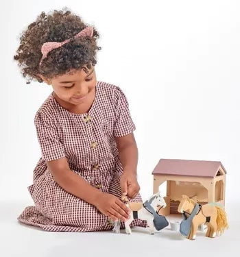 The Stables With Horses Wooden Play Set
